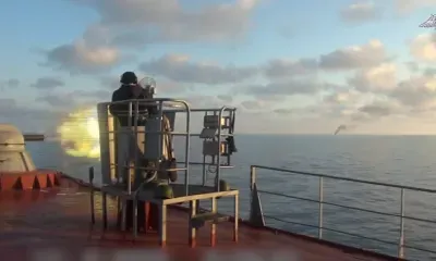 Видео отражения атаки дронов ВСУ на корабль "Приазовье" показало Минобороны