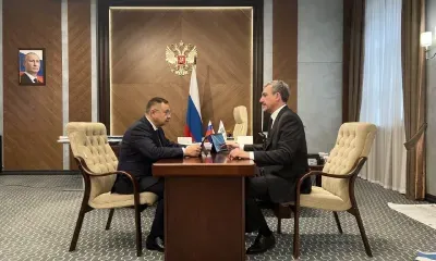 Глава Минстроя России обсудил с губернатором Амурской области развитие региона 