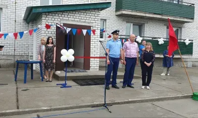 Ключи от новых квартир в Серышевском округе вручили переселенцам из аварийного жилья