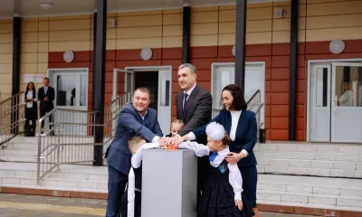 Василий Орлов открыл самую большую школу в Амурской области