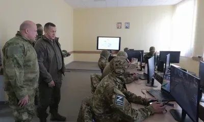 Юрий Трутнев посетил в ДНР отделение центра военно-спортивной подготовки