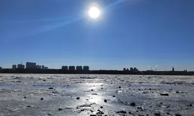 На пункте пропуска Хэйхэ "застряли" более сотни российских туристов