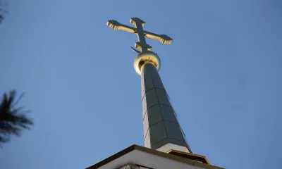 Подарки кладут в сапоги на "Николу зимнего"