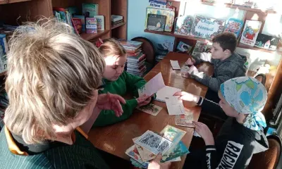 Новогодние открытки времен СССР отправили амурские школьники