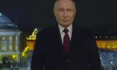 Путин обратился к россиянам с новогодней речью на фоне стен Кремля