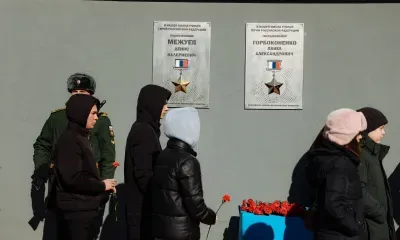 Вторая табличка с именем Героя России появилась на фасаде школы в Приамурье