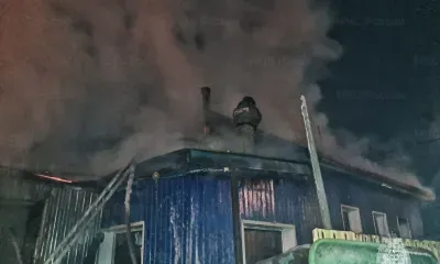 Два человека погибли в результате пожара на частном доме в Белогорске