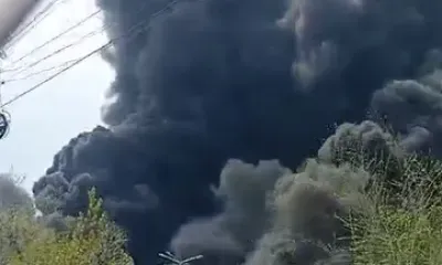 Крупный пожар произошел в торговом центре Хабаровска