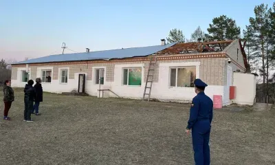 Школа в Свободненском районе частично осталась без кровли