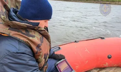 Водолазы два дня искали амурчанина, тапочки которого нашли на берегу