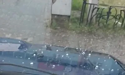 Град выпал в Благовещенске и Чигирях