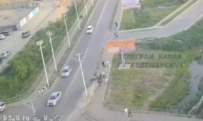 Страшное ДТП: автомобиль снес толпу прохожих в Благовещенске