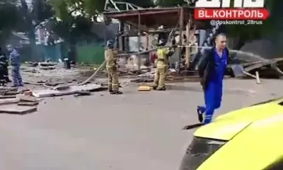 Соцсети: торговый павильон взорвался в Благовещенске