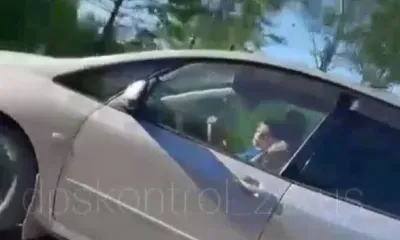 Шокирующее видео сняли в Амурской области: взрослые гонятся за авто, которым управлял ребенок