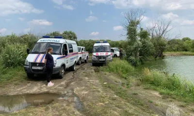 Тело мужчины обнаружили в озере в Благовещенском округе