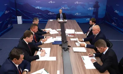 АЭС, дороги, авиаперевозки: Путин обсудил развитие Дальнего Востока 