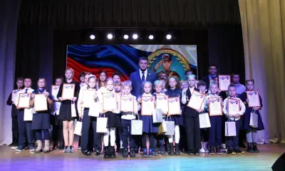 Медали вручили детям участников СВО в Благовещенском округе