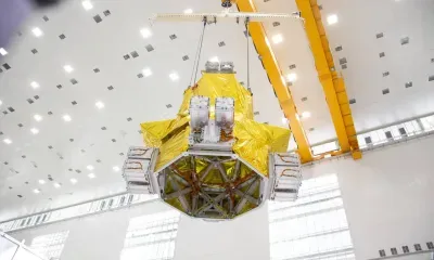 Специалисты собрали головную часть для нового запуска спутников с Восточного