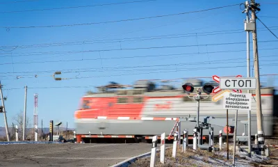 ЗабЖД выполнила капитальный ремонт десяти железнодорожных переездов в 2024 году