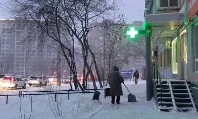Аномальное тепло и рекордный снегопад принес циклон в Амурскую область