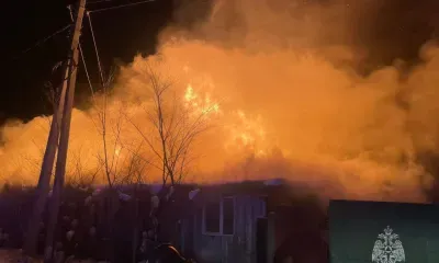 Автосервис тушили на частном подворье в Белогорске