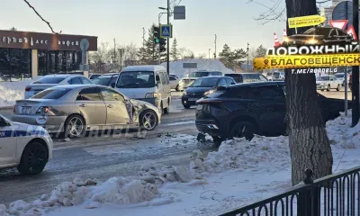 Четыре автомобиля столкнулись в центре Благовещенска