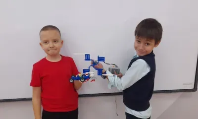 Новые школьные театры и кружки по робототехнике открылись в Амурской области