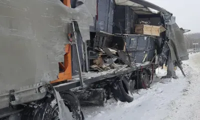 Спасатели провели эвакуацию на месте ДТП с фурами 