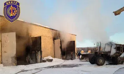 Тракторы и автомобиль сгорели в Амурской области