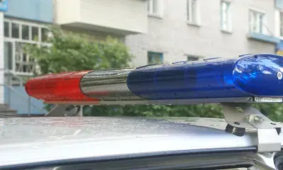 Грузовик и кроссовер столкнулись на перекрестке в Благовещенске