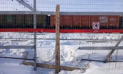 Профилактический рейд провели сотрудники ЗабЖД в местах несанкционированных проходов через пути на станции Серышево