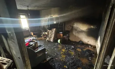 Мужчины скончались в машине скорой помощи после пожара в Благовещенске