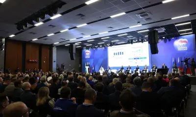 Первый вице-премьер Мантуров отметил роль "Единой России" в поддержке армии