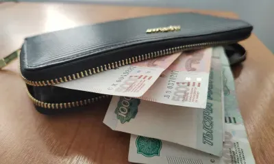 Мартовские праздники не повлияют на зарплаты жителей России