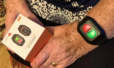 Безопасность на запястье: умные браслеты получили более 700 амурчан