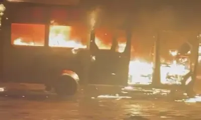 В Амурской области попал на камеру полыхающий автобус "Газель"