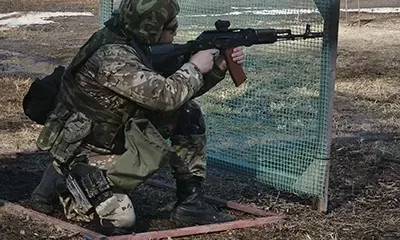 Спецназовцы соревновались в стрельбе из автомата, пистолета и снайперской винтовки