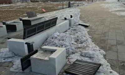 Вандал разгромил зону отдыха в районе "Трибуна Холл" в Благовещенске