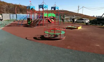 Детские площадки появятся на территории школ Амурской области