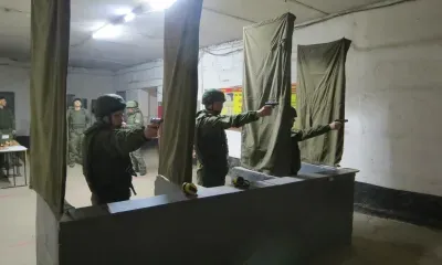 Командиры подразделений ВВО подтвердили мастерство стрельбы из пистолета Макарова 