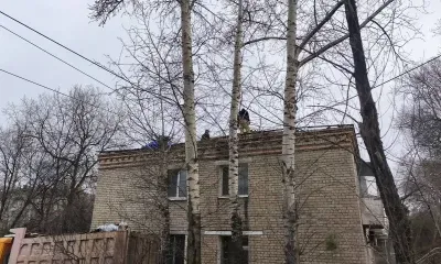 Пробовали жить без крыши? ЛДПР помогла сдвинуть с мертвой точки ситуацию с кровлей благовещенской многоэтажки