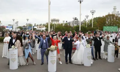 В День семьи, любви и верности состоится торжественная церемония единовременного бракосочетания влюбленных со всей страны