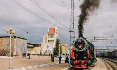 Праздничное следование двух ретропоездов «Победа» началось на Забайкальской железной дороге
