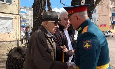 Персональный мини-концерт для ветеранов сделали военнослужащие амурского ВВО