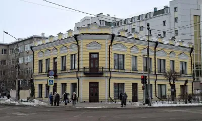 Благовещенск меняет облик: в центре города обновляют фасады 14 зданий