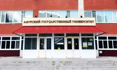 Выпускница АмГУ и ее муж-военный стали участниками новой традиции при вузе