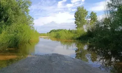 Дорогу затопило на подъезде к амурскому селу
