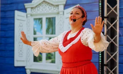 Время сарафана: русский народный костюм в новом прочтении представили в Приамурье