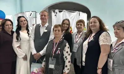 Молодожены пришли на выборы прямо со свадьбы в Благовещенске