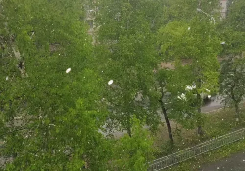Град спустился на Благовещенск второй раз за неделю